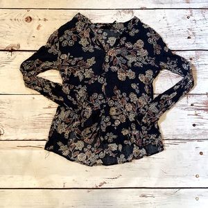 Blu Pepper Floral Top